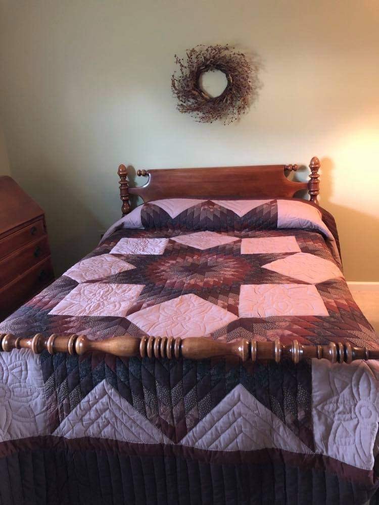 Cushman Colonial Creations Captain John Norton Double Bed No. 6130D furniture