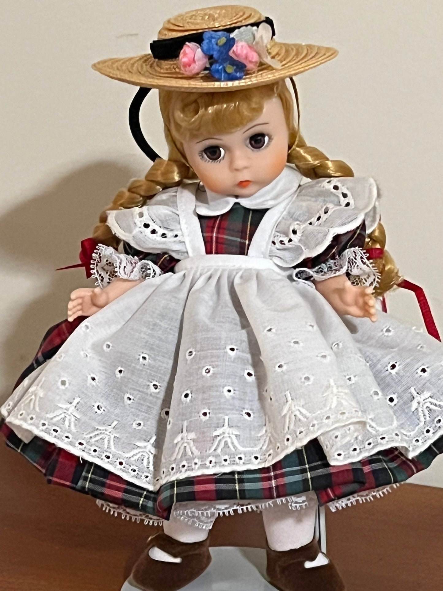 Madame Alexander McGuffy Ana Doll #496 8” tall like new condition with original box Lover Antiques and Vintage