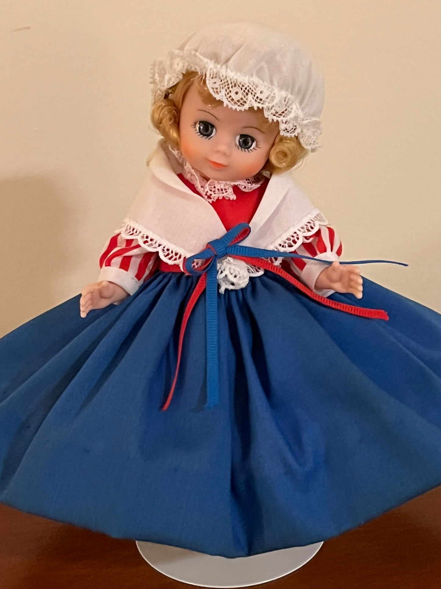 Madame Alexander United States Doll #516 with original box