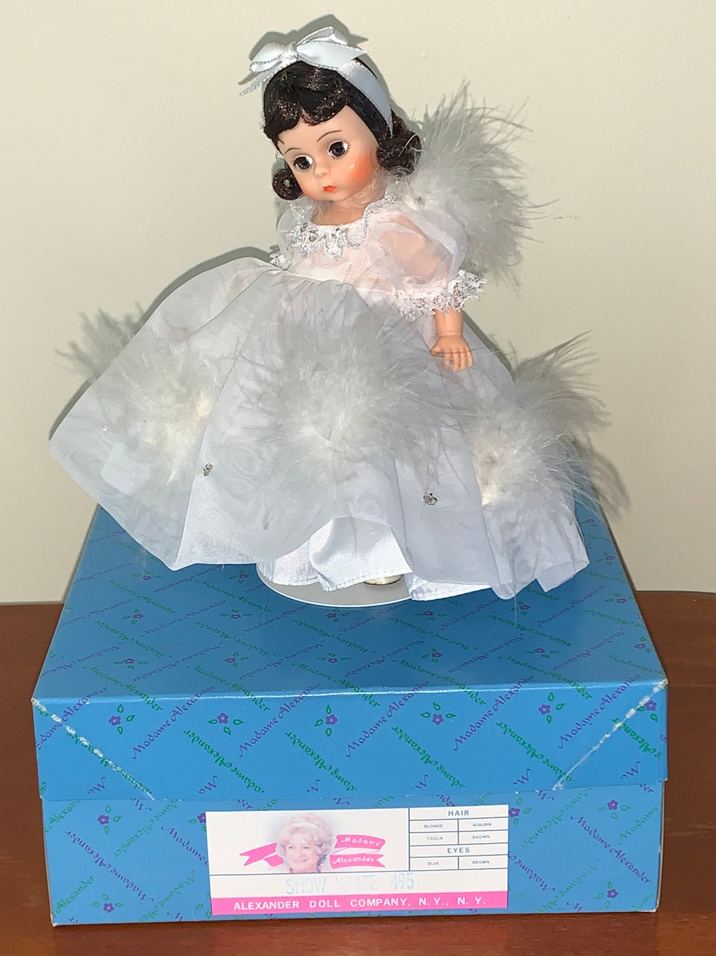 Vintage Madame Alexander Snow White Doll #495, Bride Vintage Doll, New in Box, Lover Antiques and Vintage