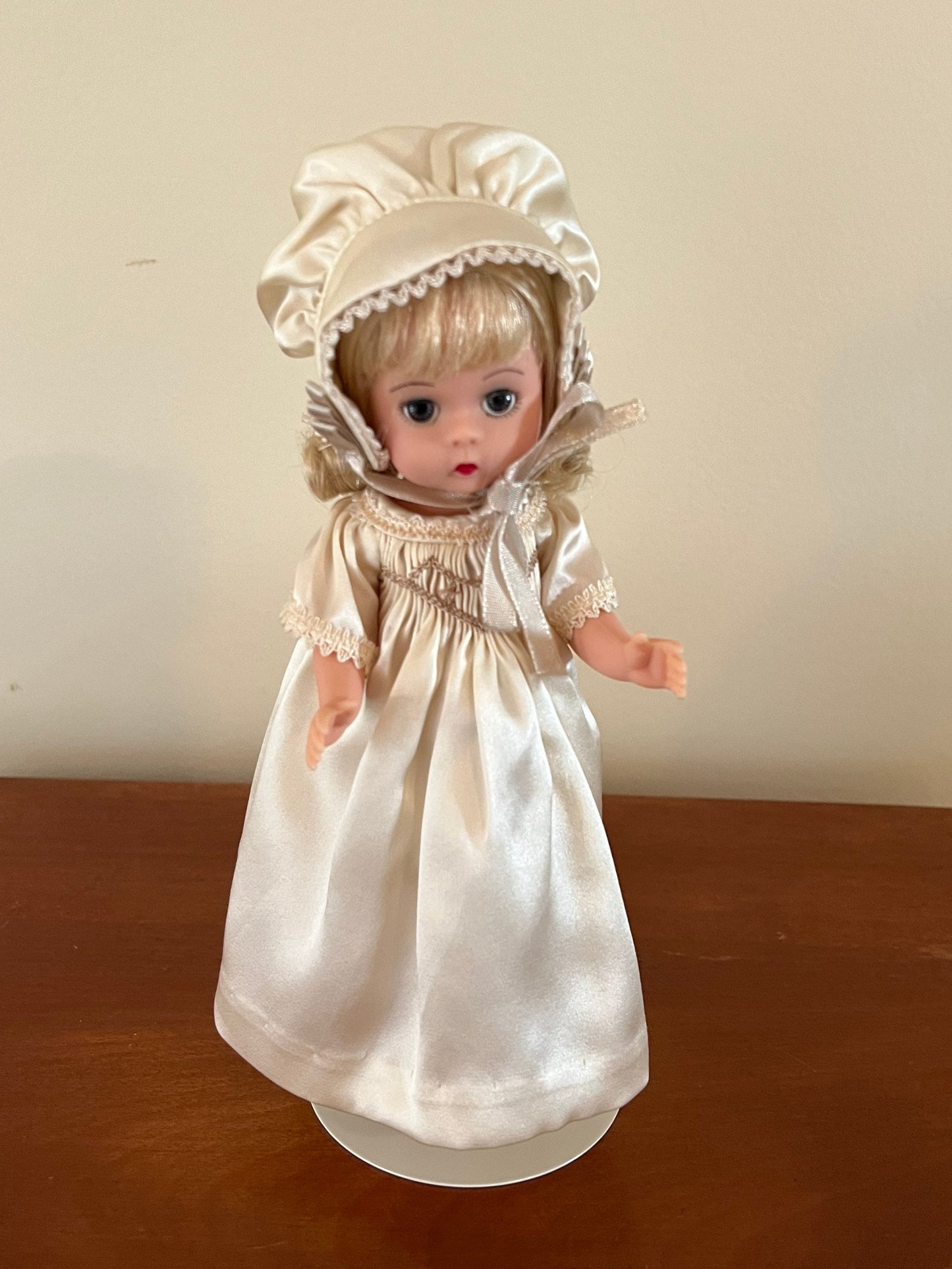 Madame Alexander Now I Lay Me Down to Sleep Doll #28380 8” tall includes the original box Dolls Lover Antiques and Vintage