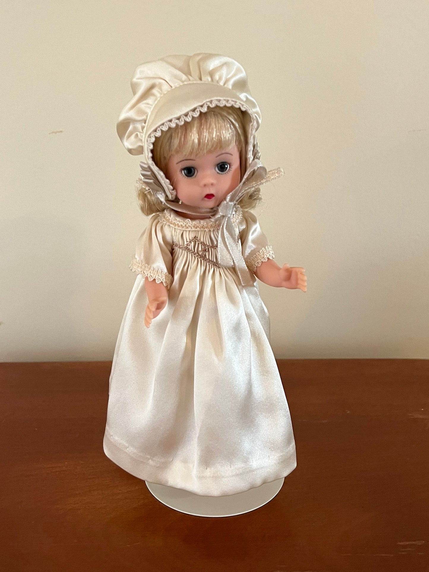 Madame Alexander Now I Lay Me Down to Sleep Doll #28380 8” tall includes the original box Dolls Lover Antiques and Vintage
