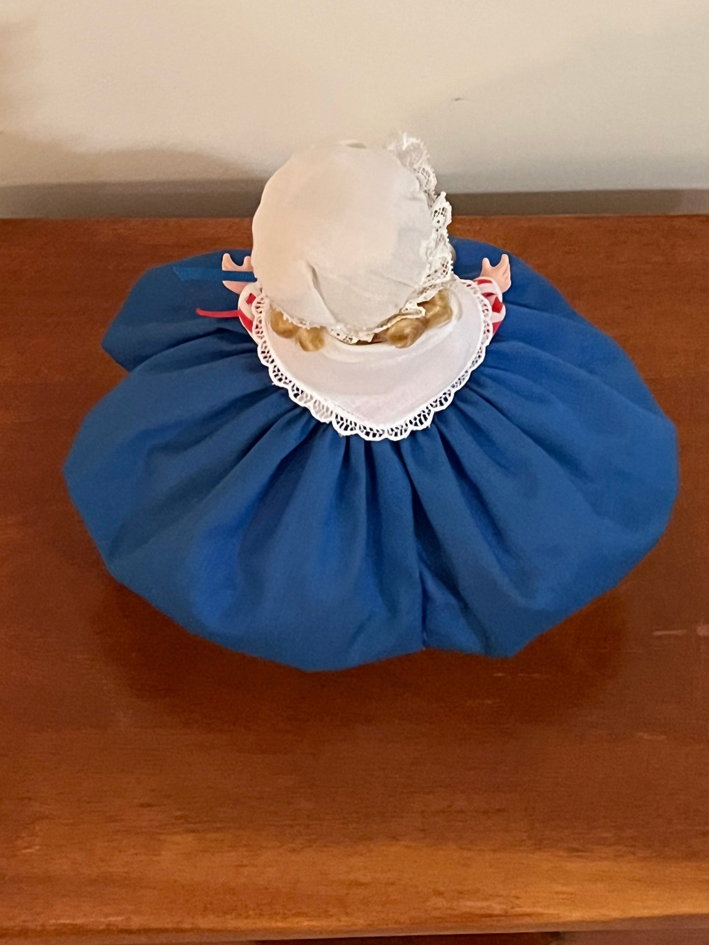 Madame Alexander United States Doll #516 with original box