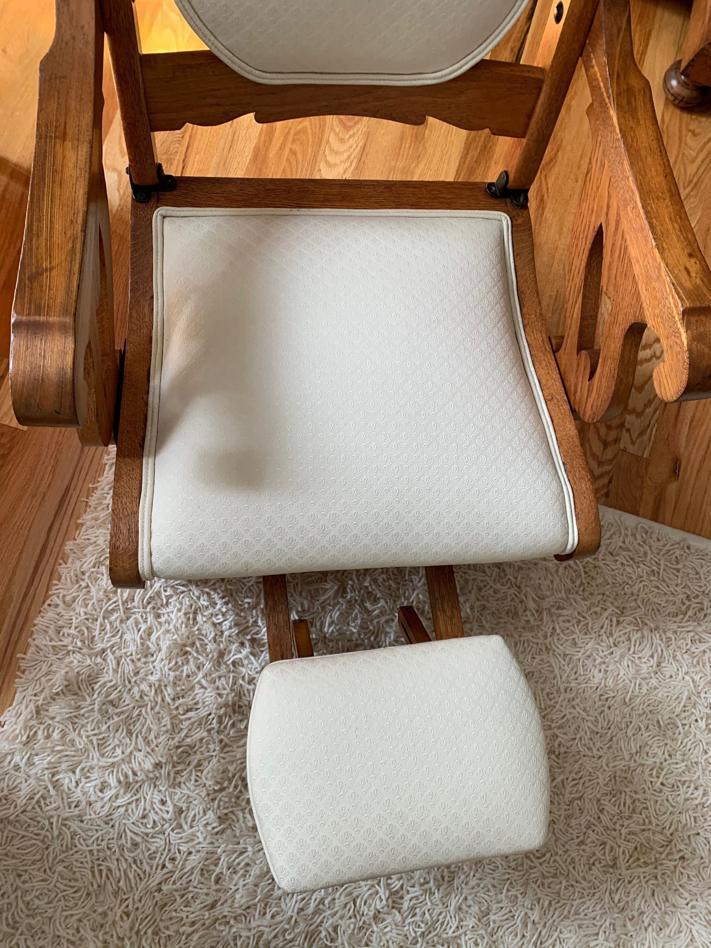Antique Upholstered Cream Recliner Chair Lover Antiques and Vintage