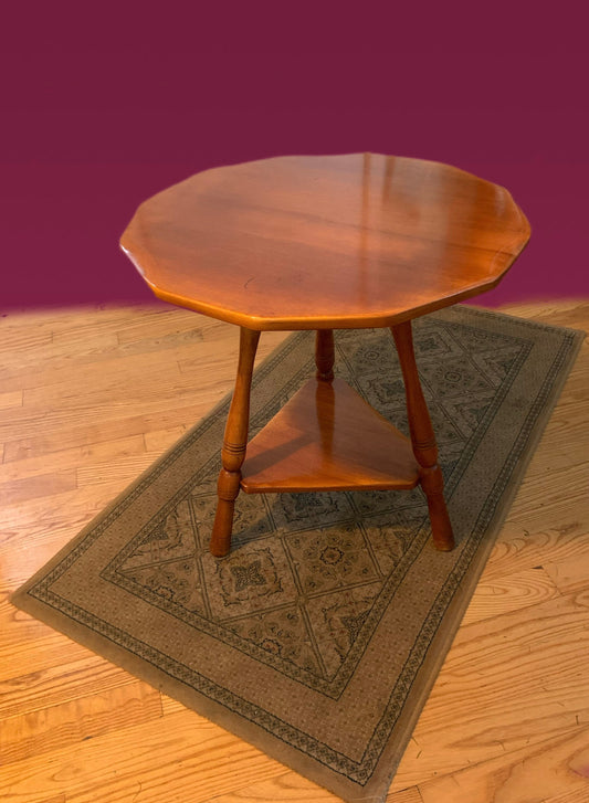 Cushman Colonial Creations Hudson Table No. 3–150