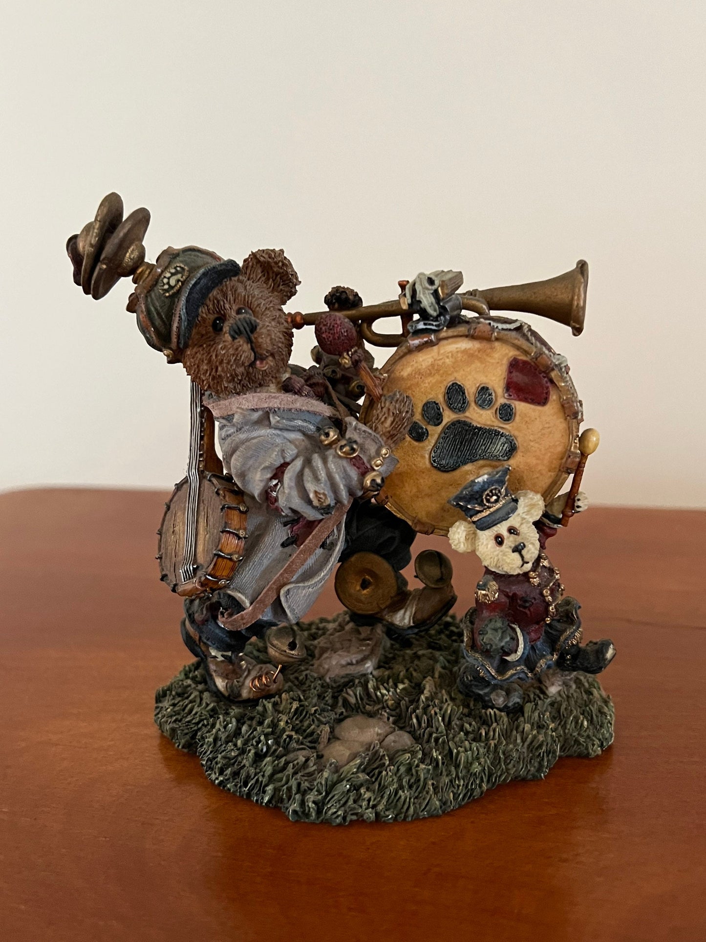 The Boyds Bear Collection Jonathan C. Tootenwhistle with Marjorie Marchalong One Bear Band 1995