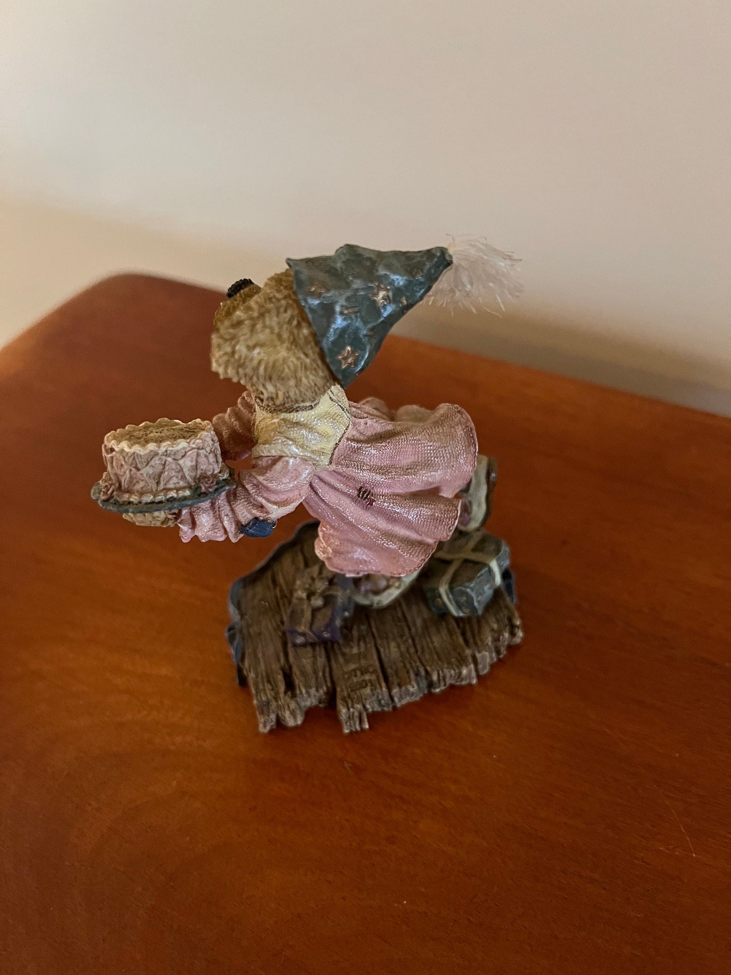 Boyds Bears & Friends Katie B. Howold Not Tellin’ No. 228362 The Bearstone Collection