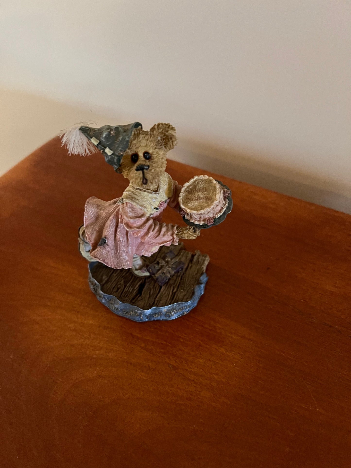 Boyds Bears & Friends Katie B. Howold Not Tellin’ No. 228362 The Bearstone Collection
