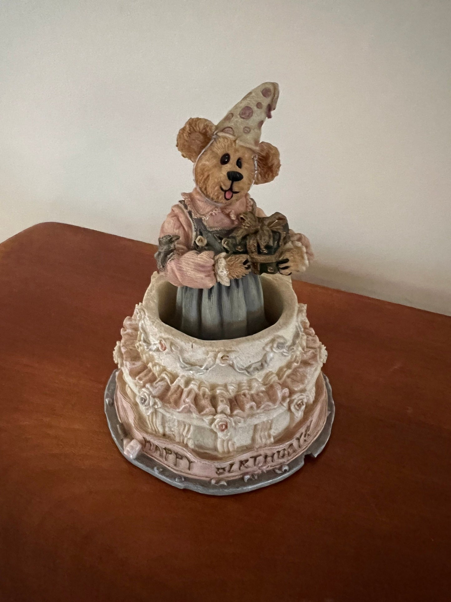 The Boyds Collection Gypsy Rose Surprise!! No. 228332 1993 In very good condition