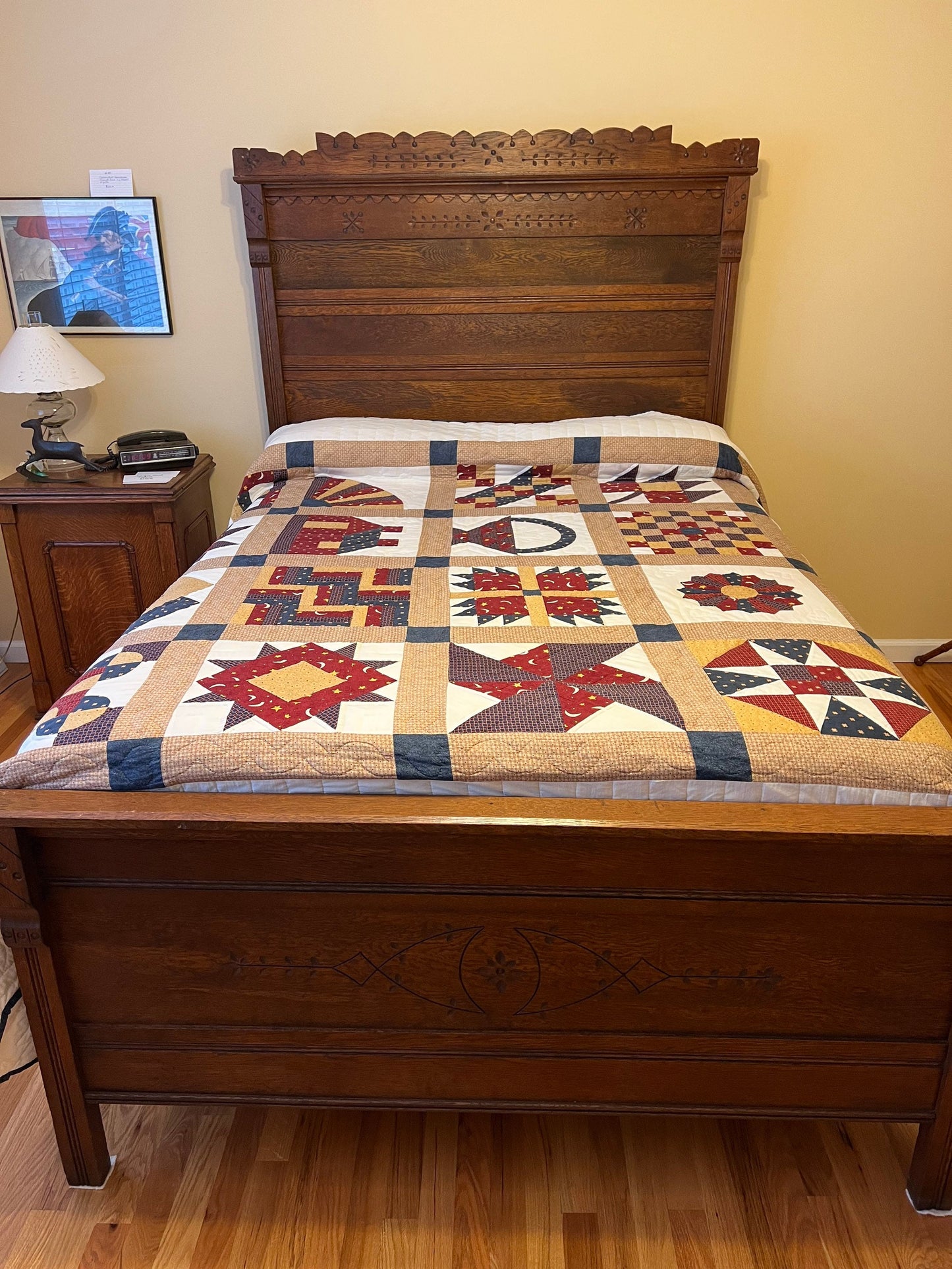 Vintage handmade quilt fits full/Queen sized bed