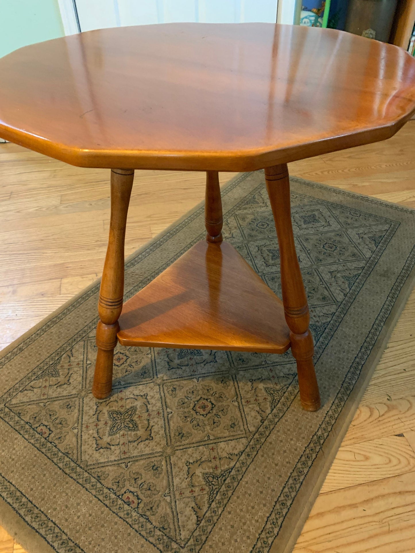 Cushman Colonial Creations Hudson Table No. 3–150