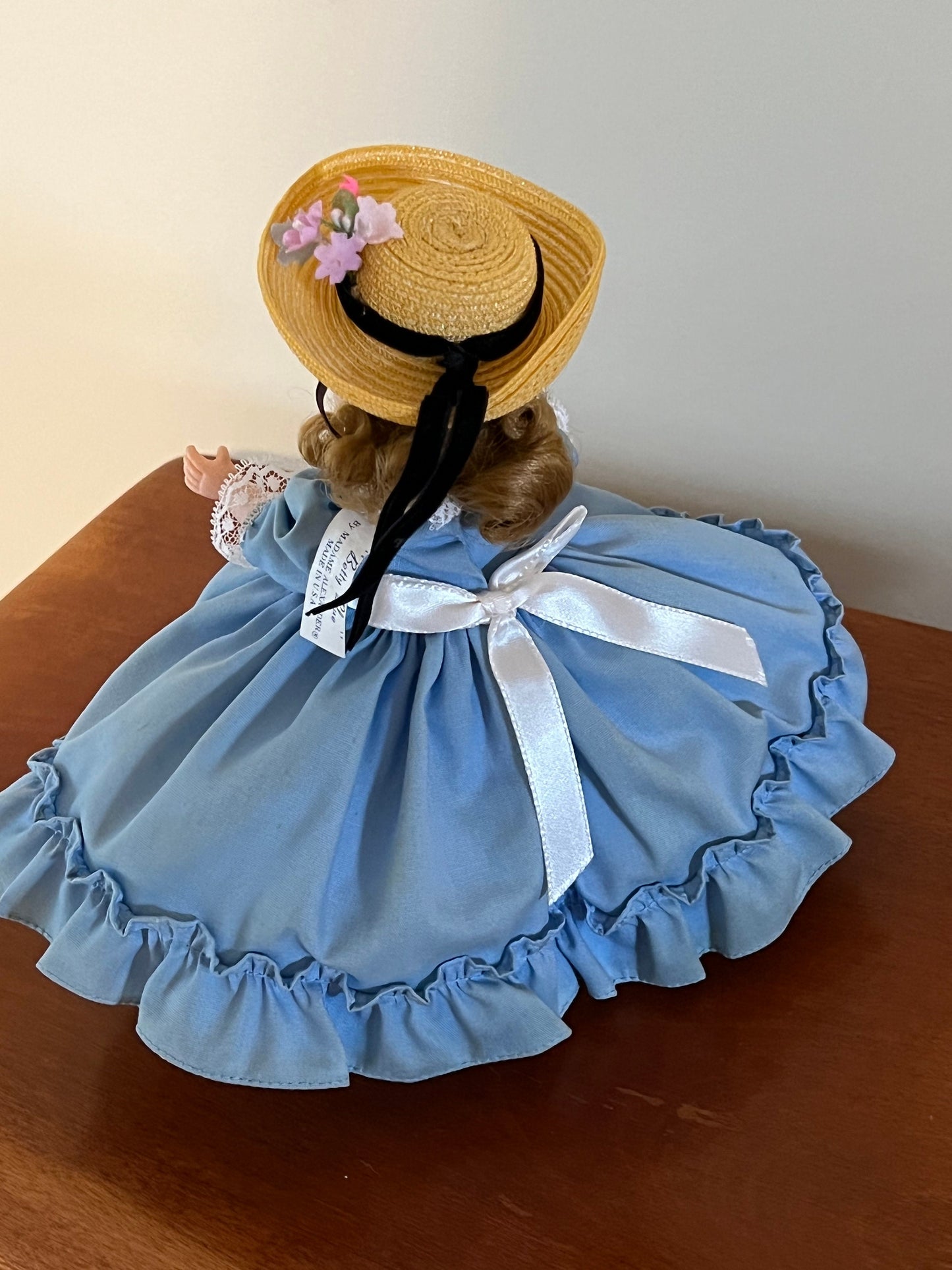 Madame Alexander Doll Betty Blue Model #420 Doll 8” tall, original box