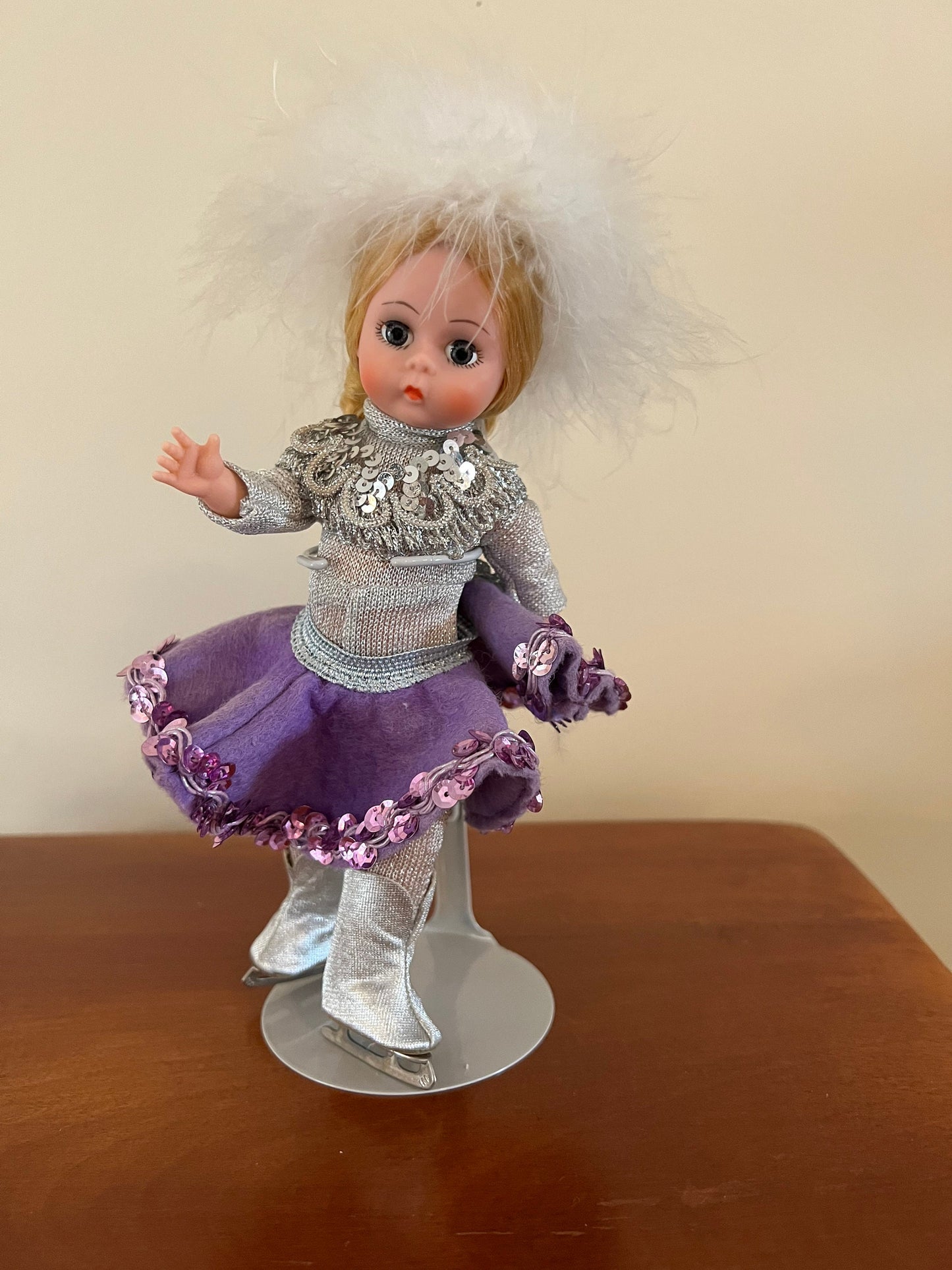 Madame Alexander Ice Skater No. 313 with original costume and box