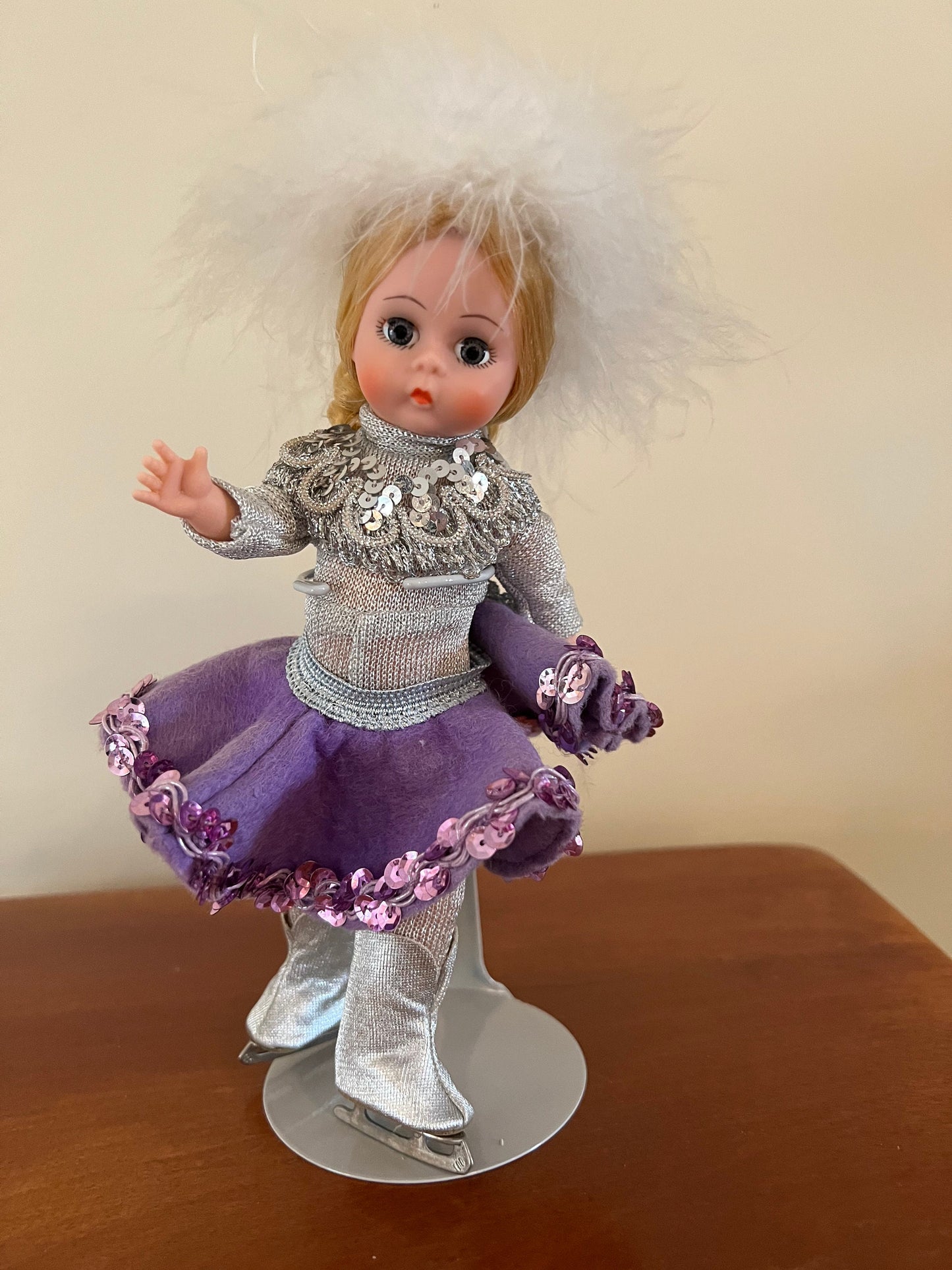 Madame Alexander Ice Skater No. 313 with original costume and box