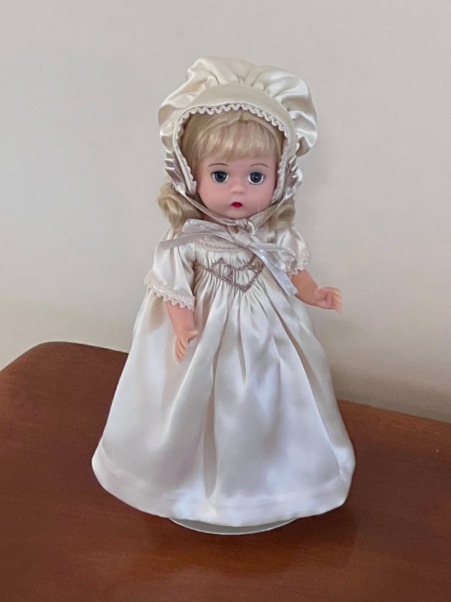 Madame Alexander Now I Lay Me Down to Sleep Doll #28380 8” tall includes the original box Dolls Lover Antiques and Vintage