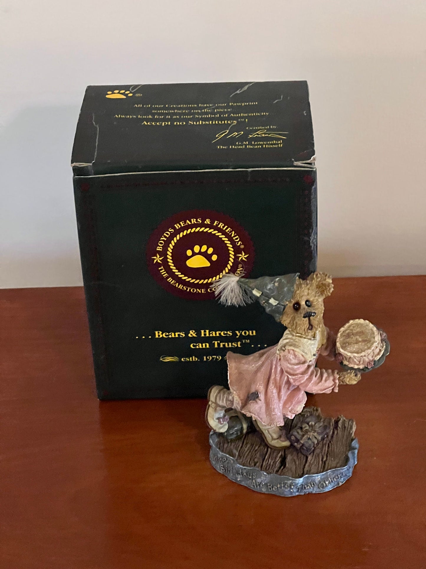 Boyds Bears & Friends Katie B. Howold Not Tellin’ No. 228362 The Bearstone Collection