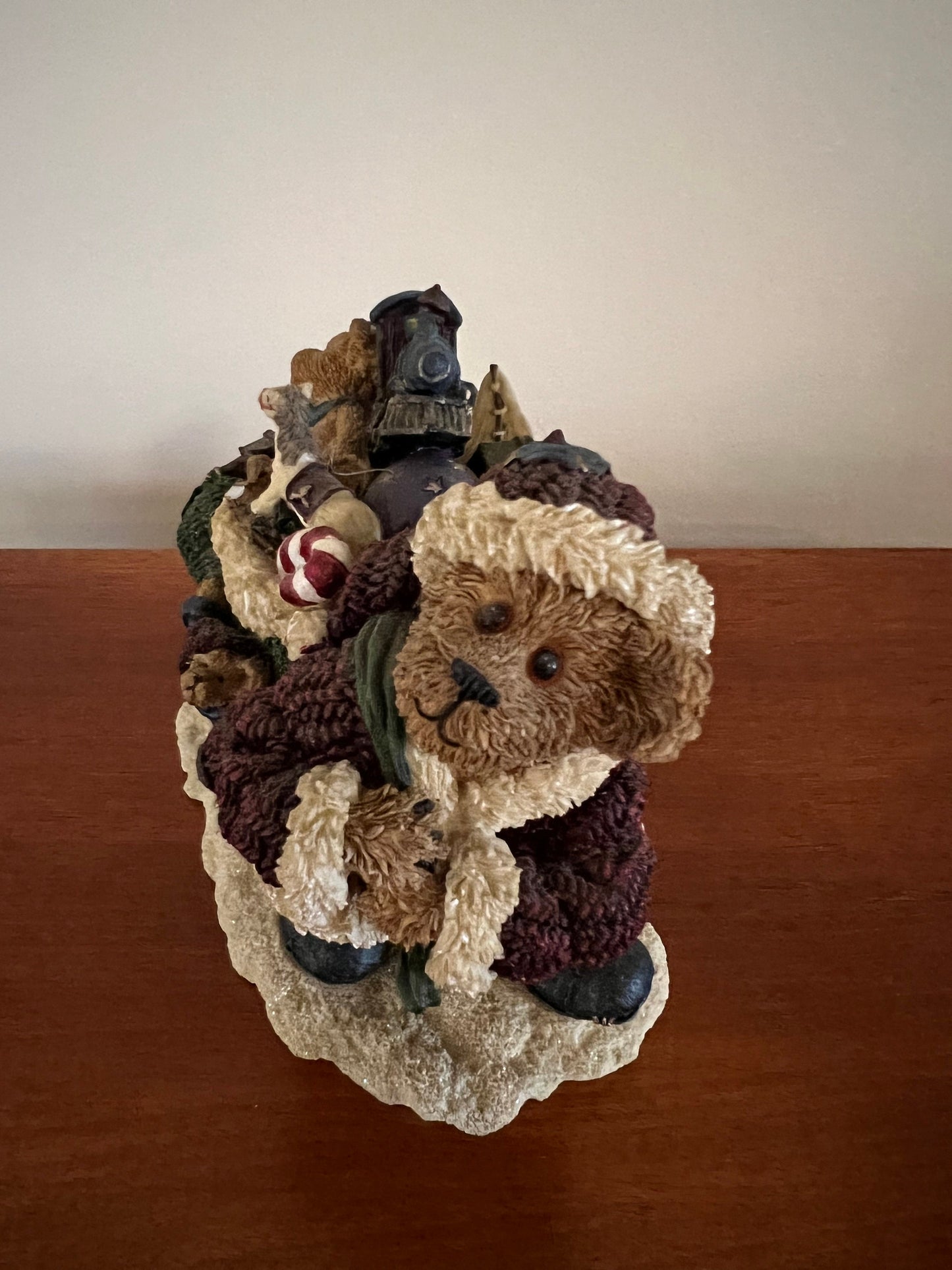 Klaus Jinglebear with Atlas Christmas is Coming Boyds Bear Collection No. 228391