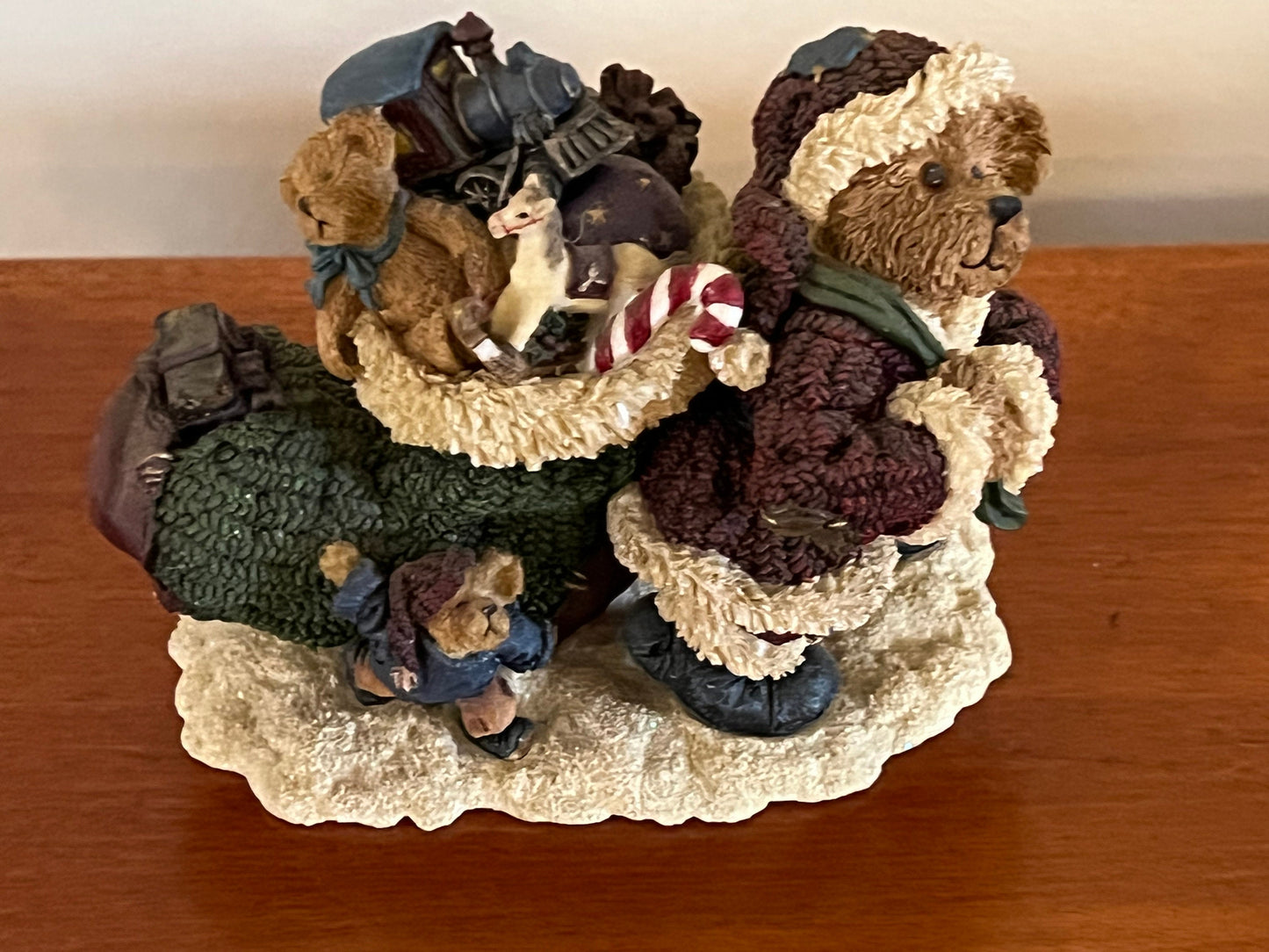 Klaus Jinglebear with Atlas Christmas is Coming Boyds Bear Collection No. 228391