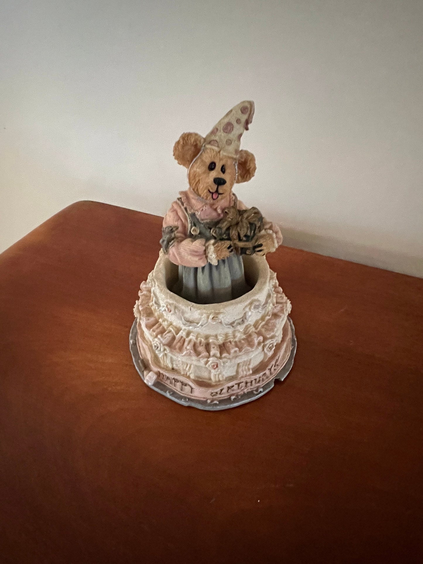 The Boyds Collection Gypsy Rose Surprise!! No. 228332 1993 In very good condition