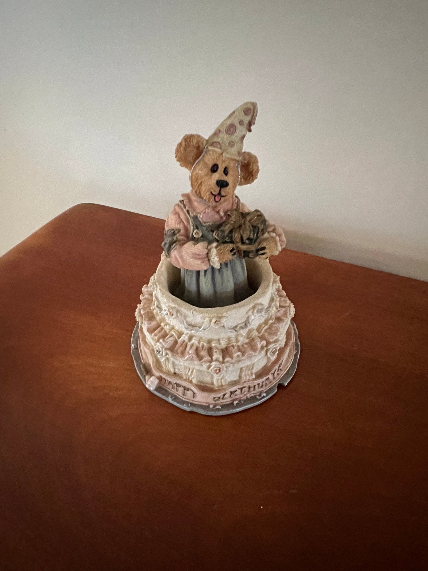 The Boyds Collection Gypsy Rose Surprise!! No. 228332 1993 In very good condition