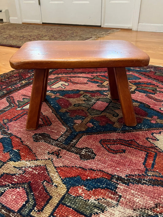 Cushman Colonial Creations Cricket Stool No. 9038
