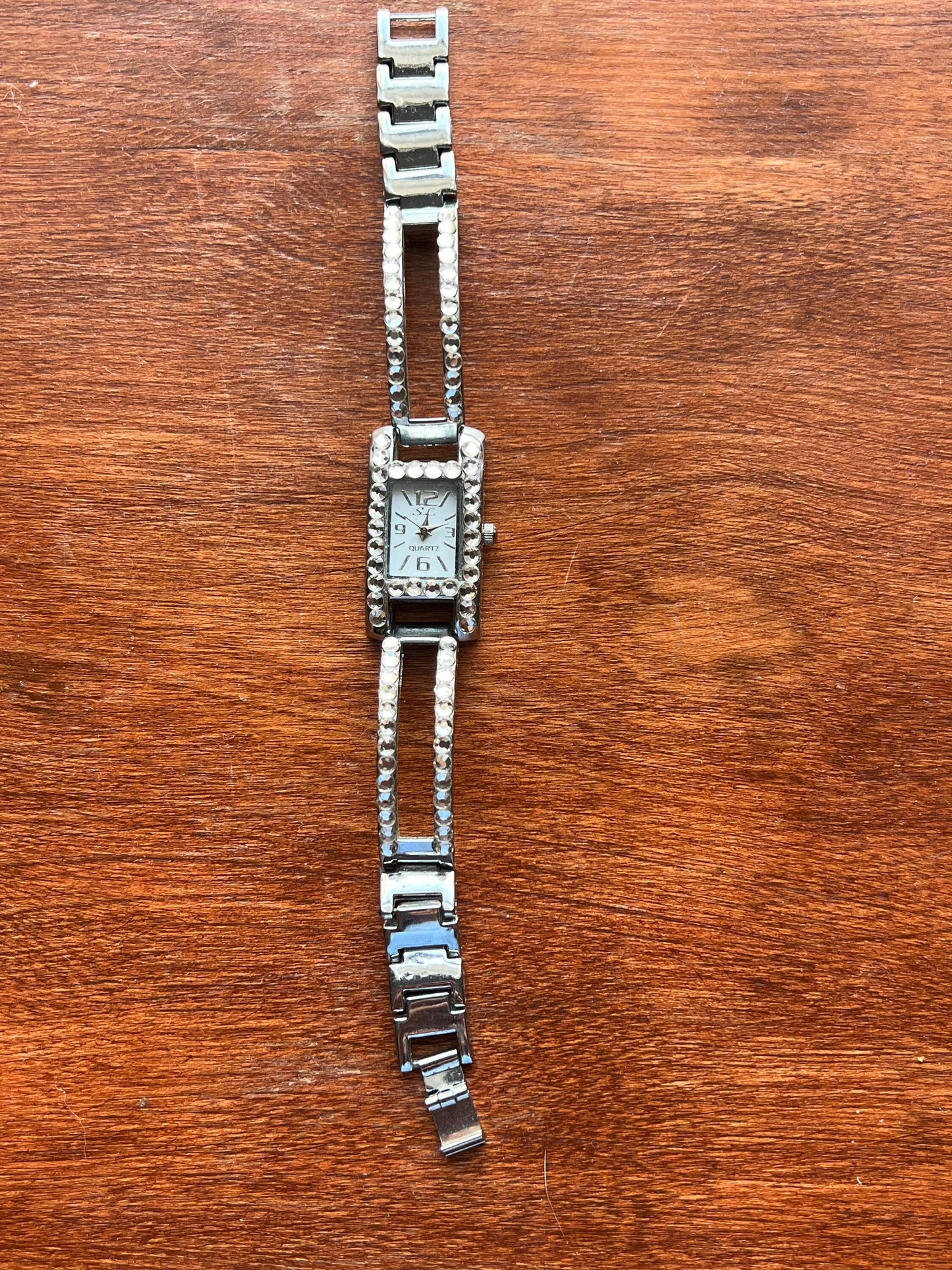 Vintage Rhinestones & Silver Sparkly Watch quartz jewelry Lover Antiques and Vintage