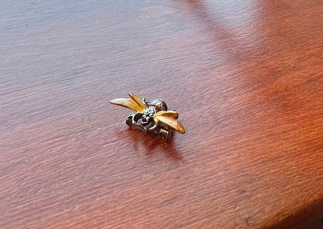 Vintage Bee Enamel Honey Bee Pin Beetle Brooch, Vintage Crystal Elegant Brooch Bumble Bees mid Century Modern Jewelry
