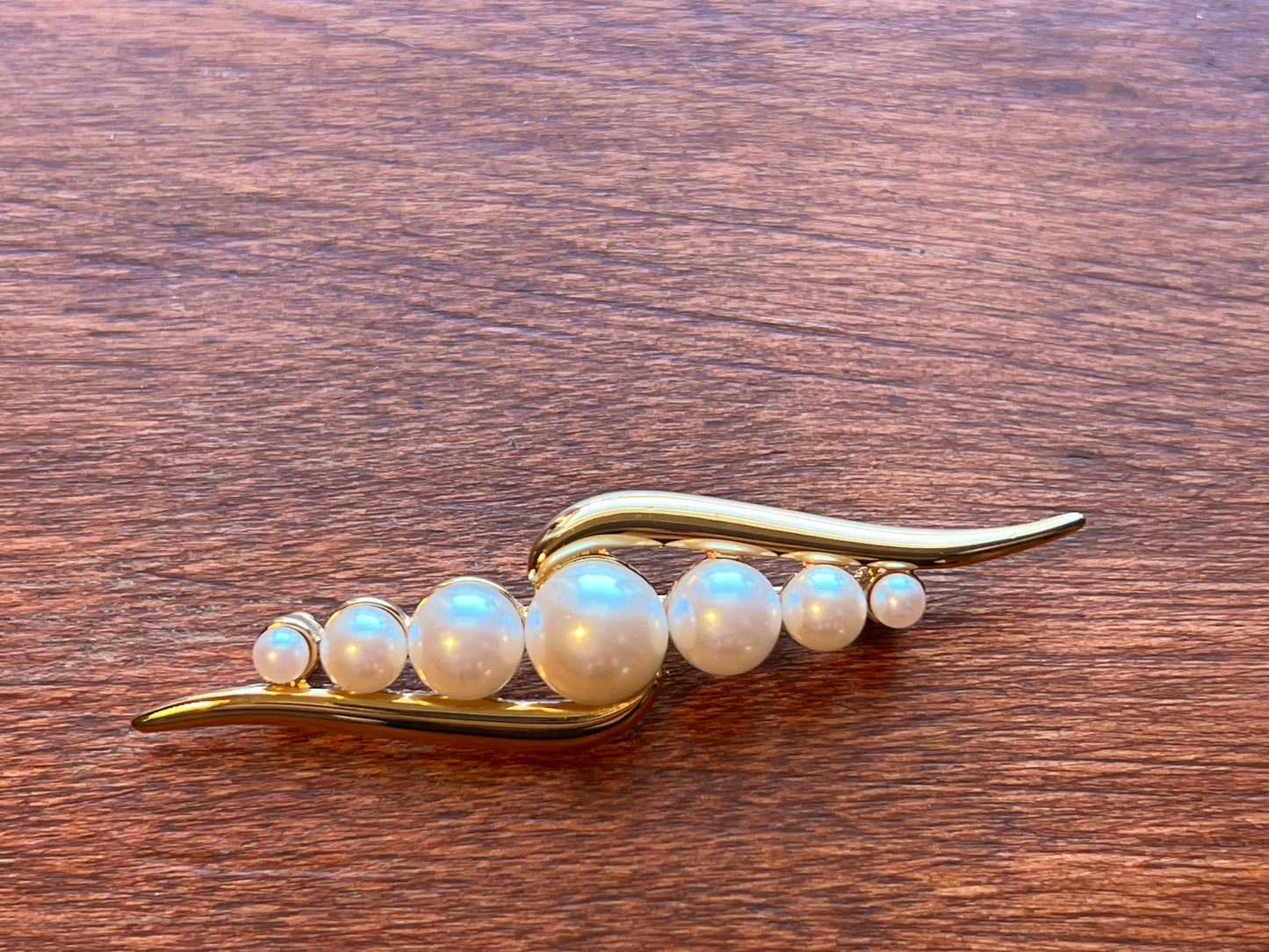 Vintage Monet Gold tone swirl with faux pearls mid century modern pin brooch brooches