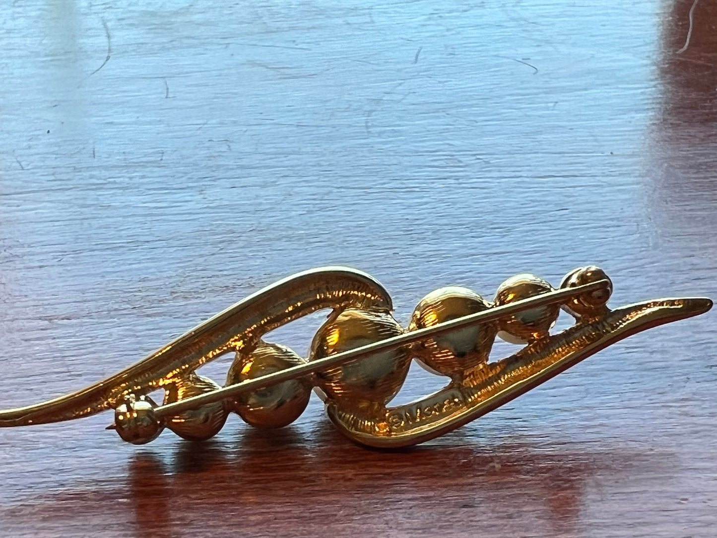 Vintage Monet Gold tone swirl with faux pearls mid century modern pin brooch brooches