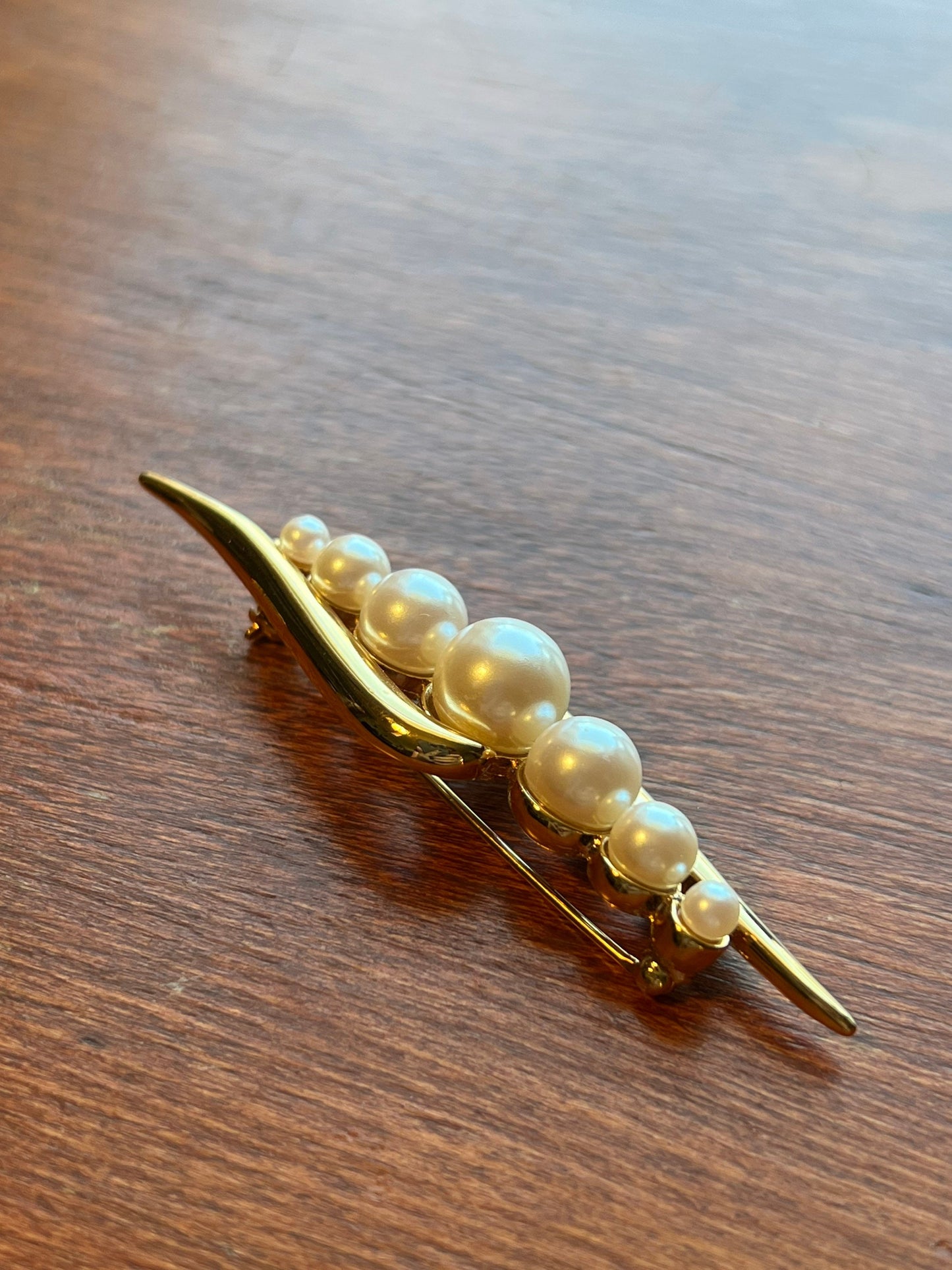 Vintage Monet Gold tone swirl with faux pearls mid century modern pin brooch brooches