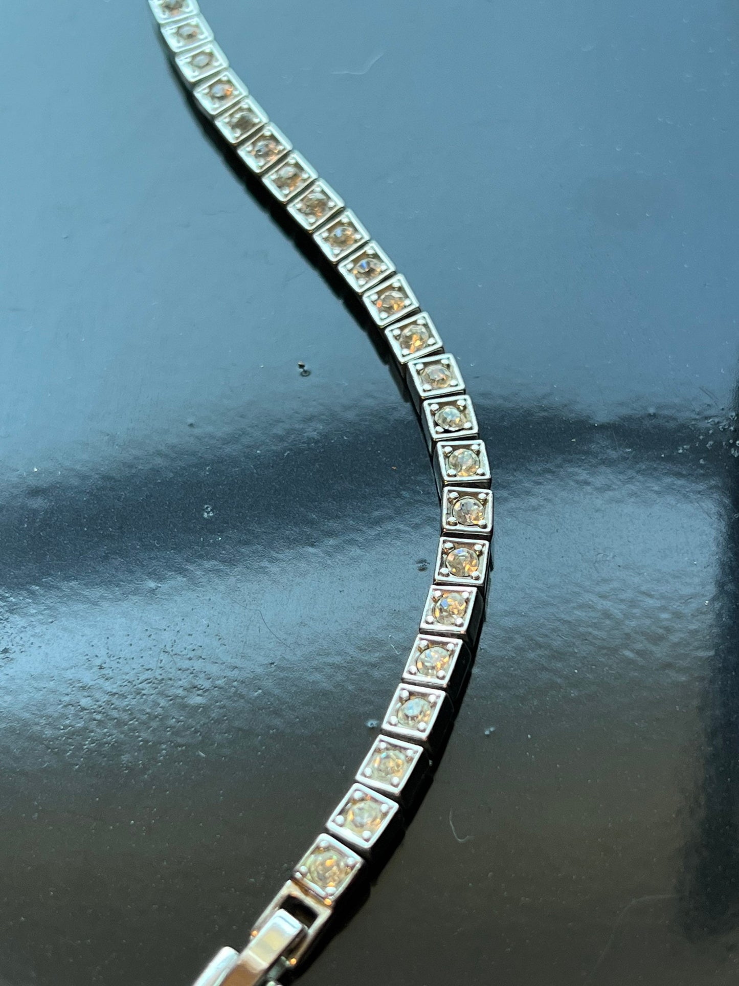 Vintage Rhinestone tennis bracelet jewelry 8” silver tone
