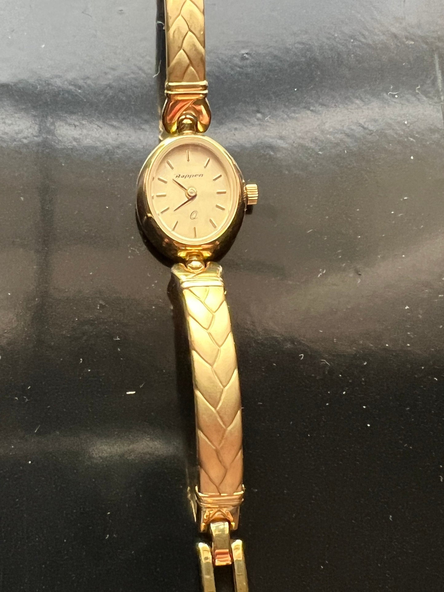 Vintage Rappen Elegant gold tone Heart Watch Jewelry Girl Gift Lover Antiques and Vintage
