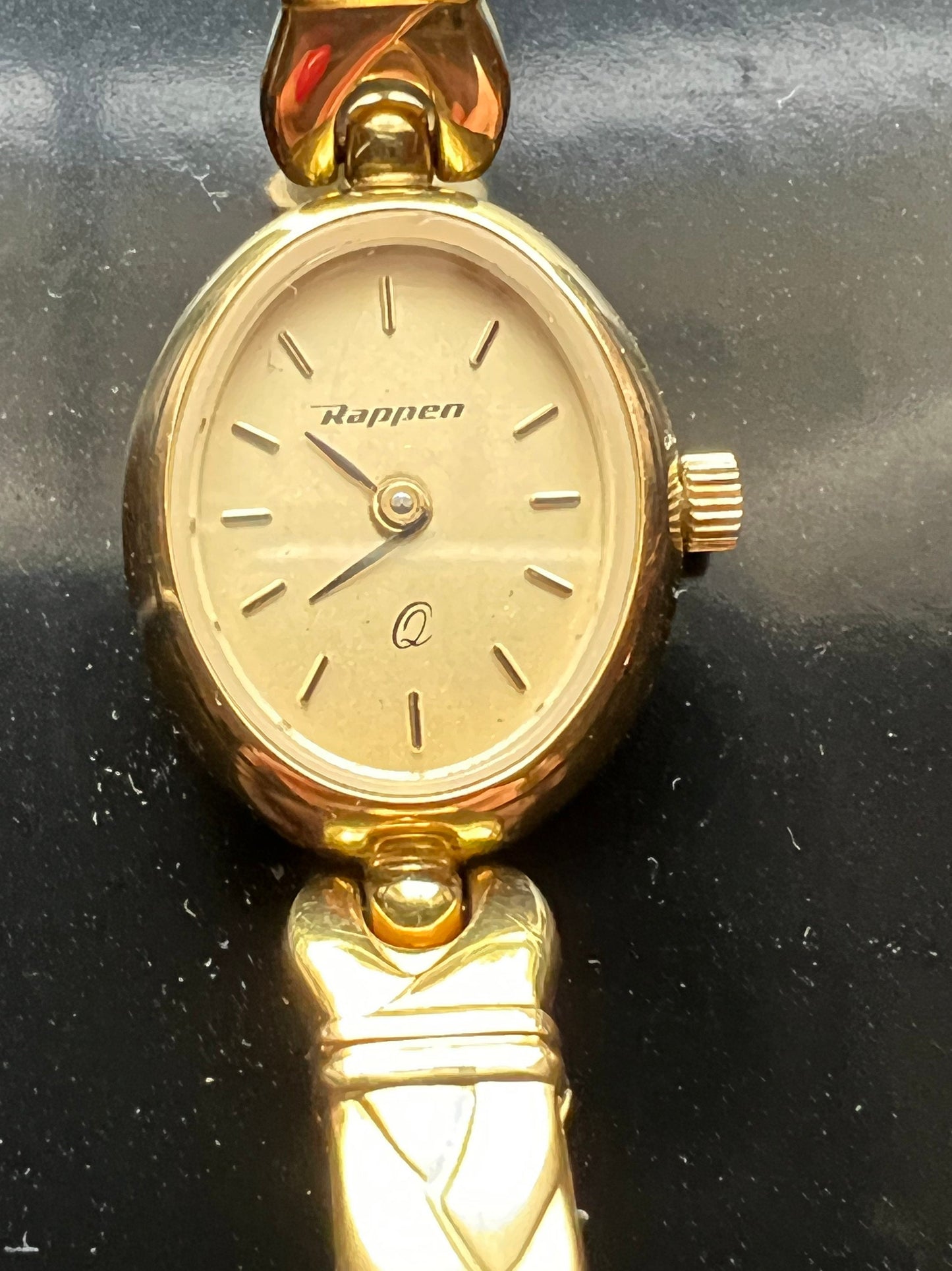 Vintage Rappen Elegant gold tone Heart Watch Jewelry Girl Gift Lover Antiques and Vintage
