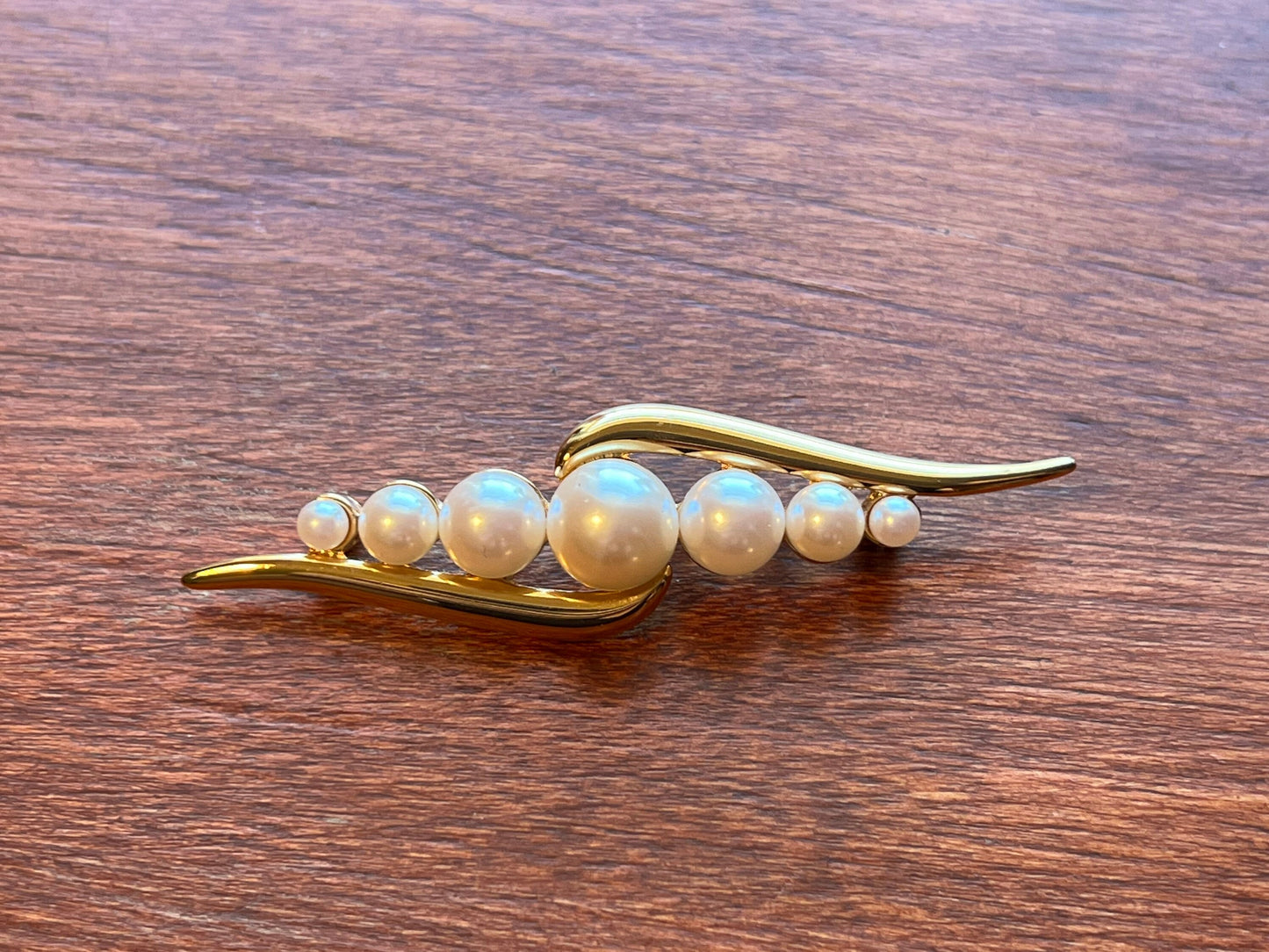 Vintage Monet Gold tone swirl with faux pearls mid century modern pin brooch brooches