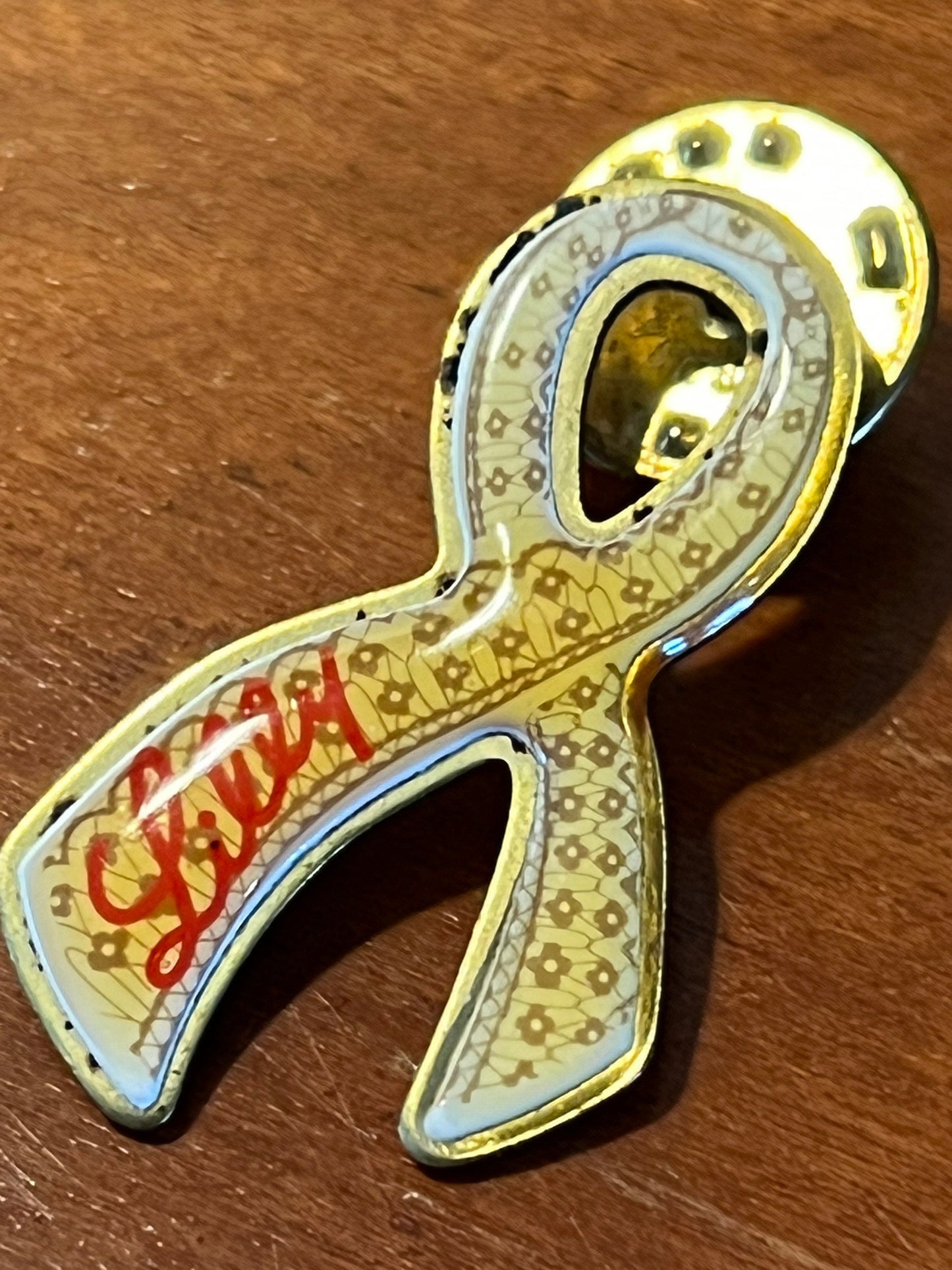 Vintage Awareness Ribbon with Name Lilly imprinted in enamel brooch pin brooches pins Lover Antiques and Vintage