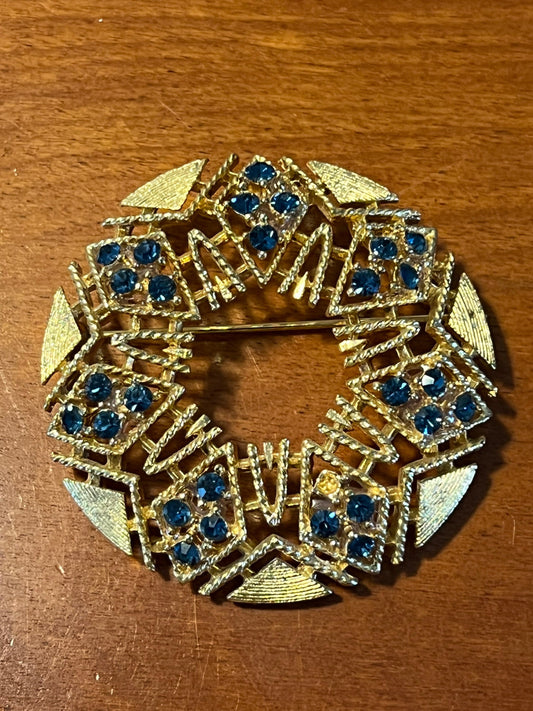 Vintage Starburst Signed Lisner pin brooch blue gemstones brooches pins jewelry Mid Century Modern estate jewels Lover Antiques and Vintage