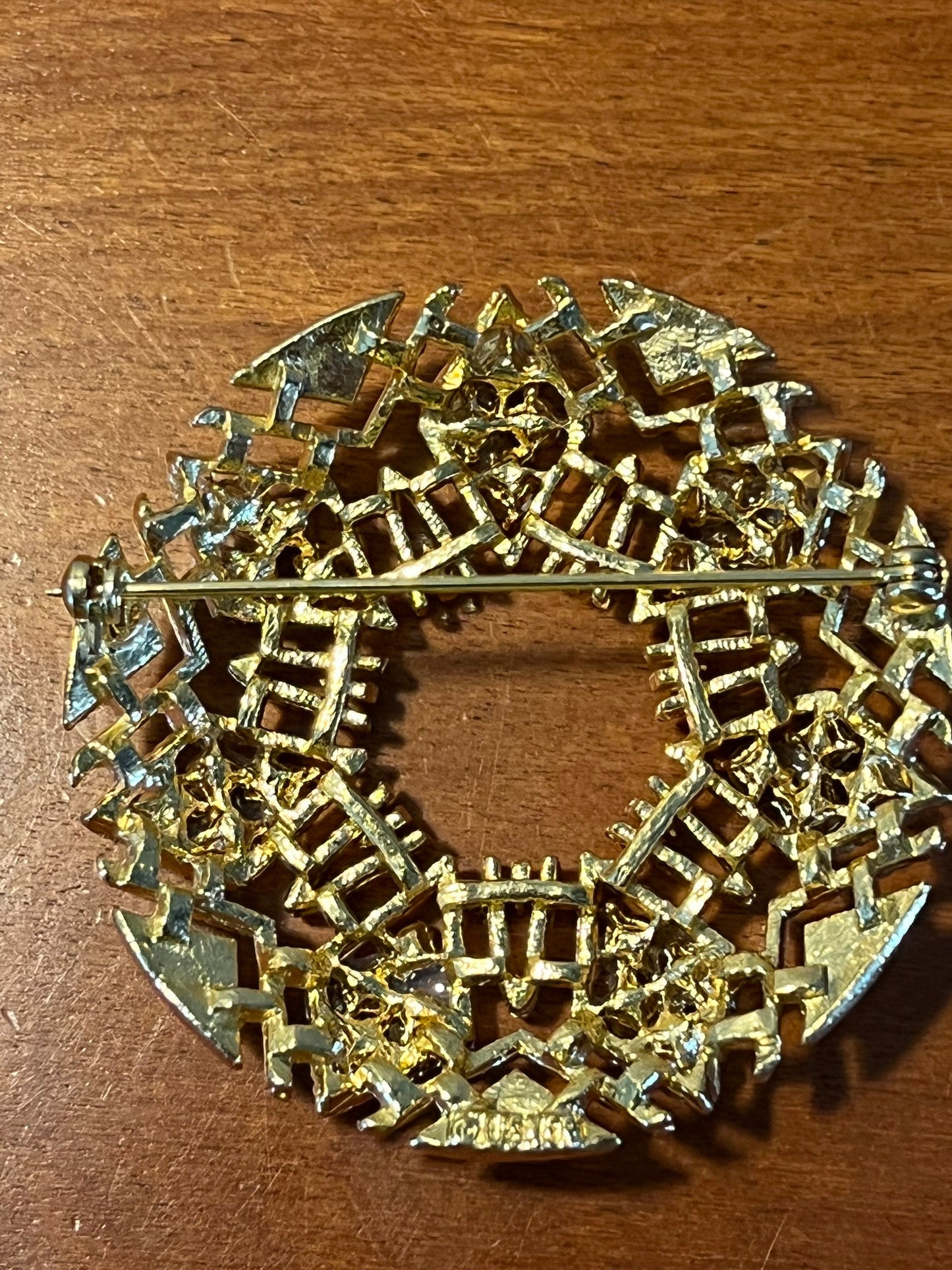 Vintage Starburst Signed Lisner pin brooch blue gemstones brooches pins jewelry Mid Century Modern estate jewels Lover Antiques and Vintage