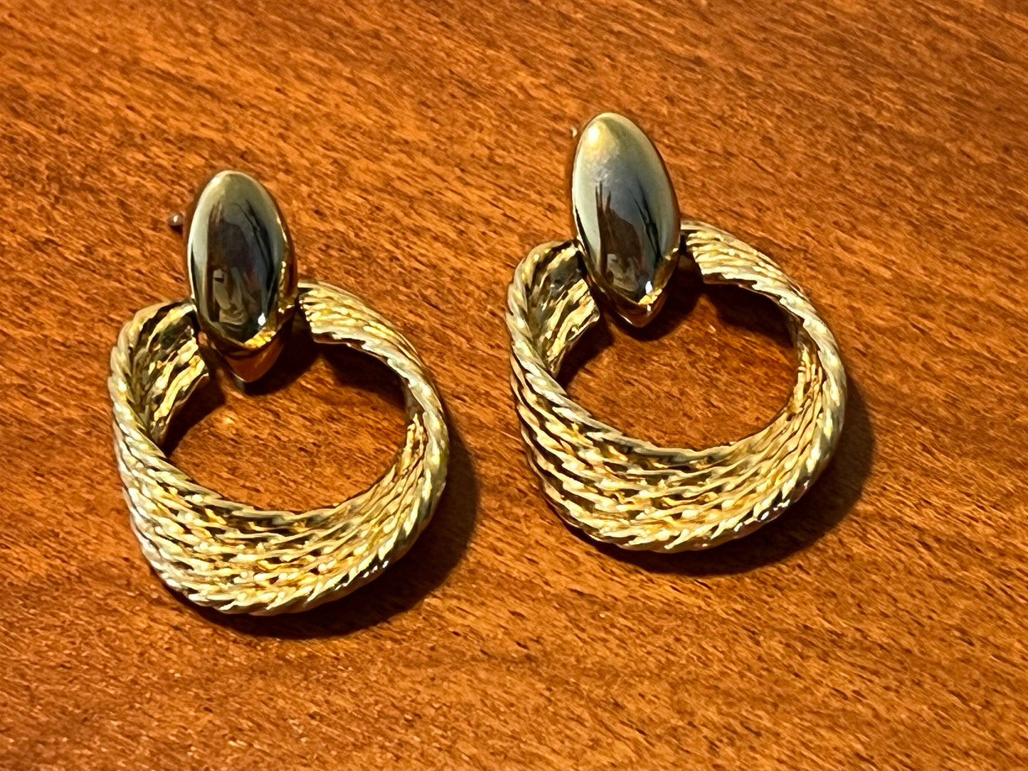 Vintage Classy Twisted Goldtone Roped Loops PIERCED Earrings jewelry