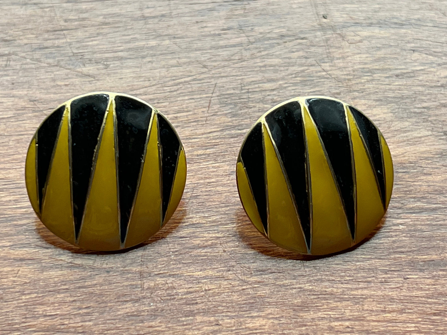 Vintage black and yellow gold tone enamel round earrings mid century modern jewelry