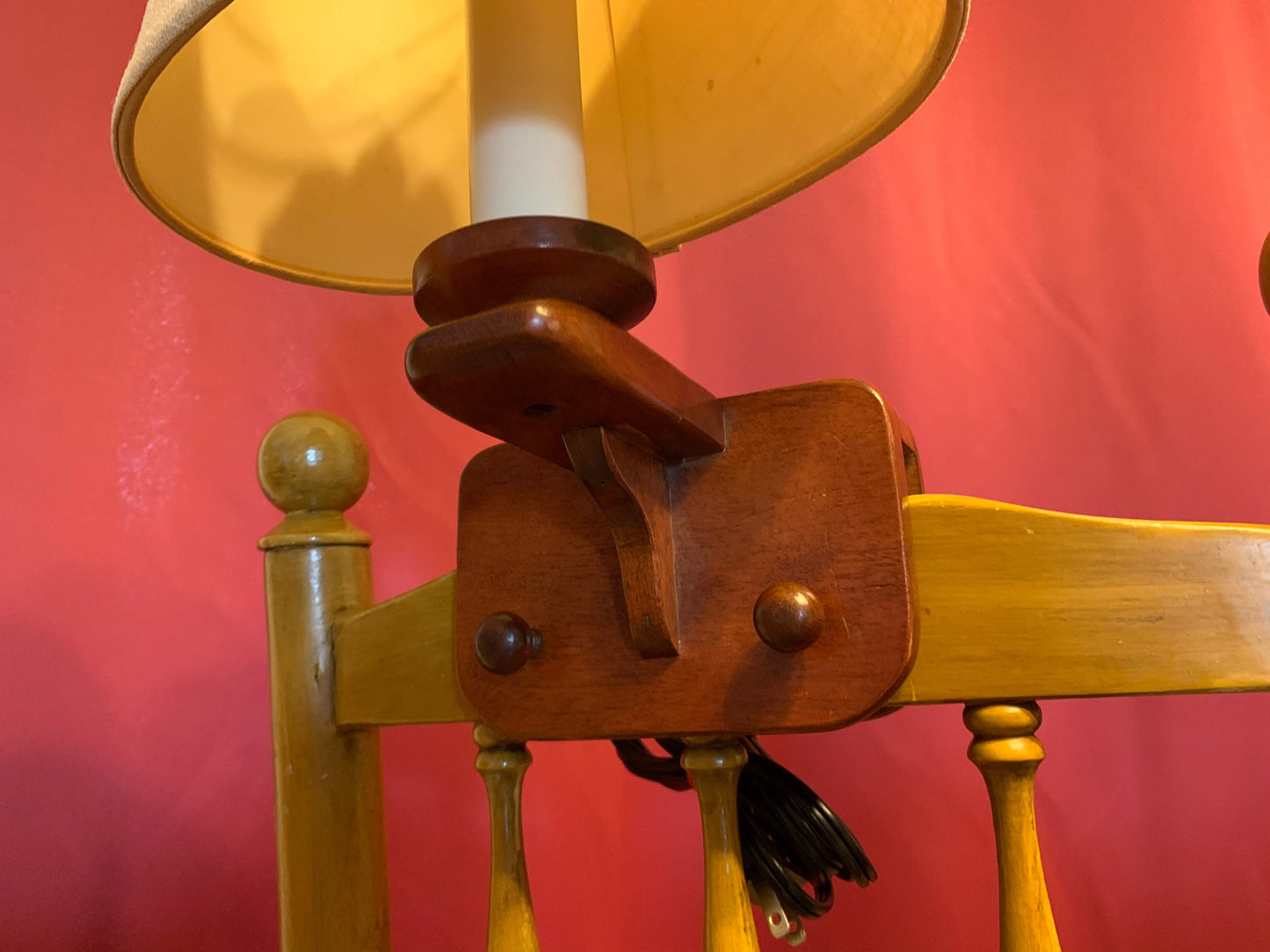 Cushman Colonial Creations Removable Bed Lamp 4-196 with original shade only made 1934-37, Lover Antiques and Vintage