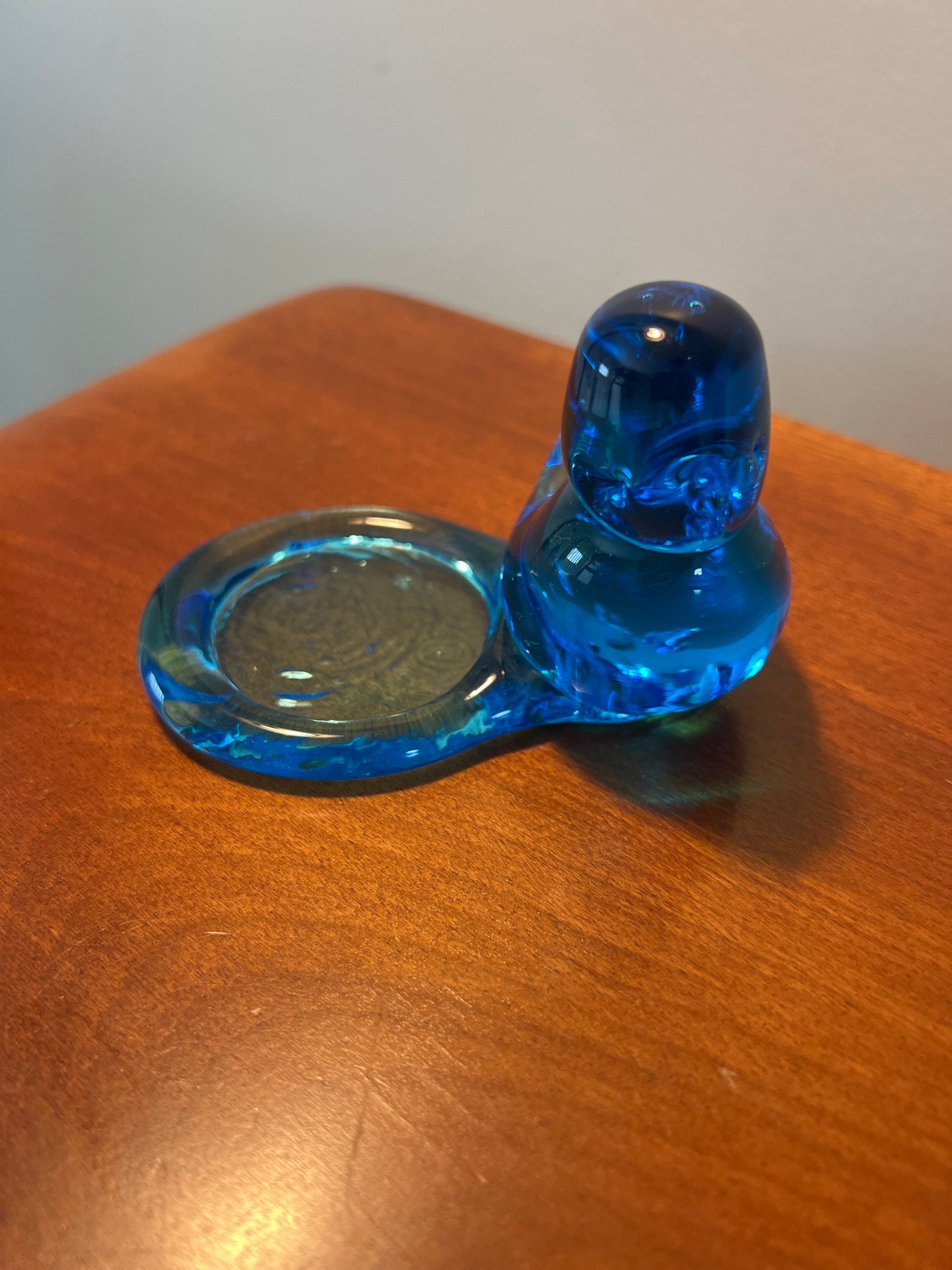 Vintage Bluebird of Happiness with bird bath signed Ron Ray 1995 Blue Art Glass hand blown collectibles