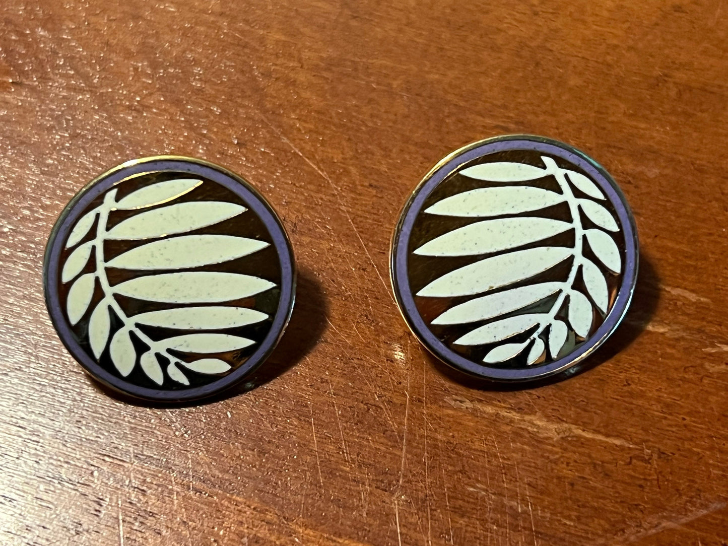 Vintage Leaf Earrings Gold Signed Isle of Skye Lover Antiques and Vintage