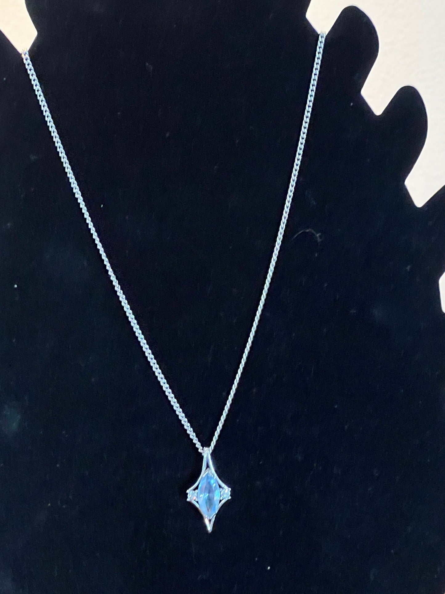Vintage Pendant Necklace 11” long jewelry in silver tone diamond shaped