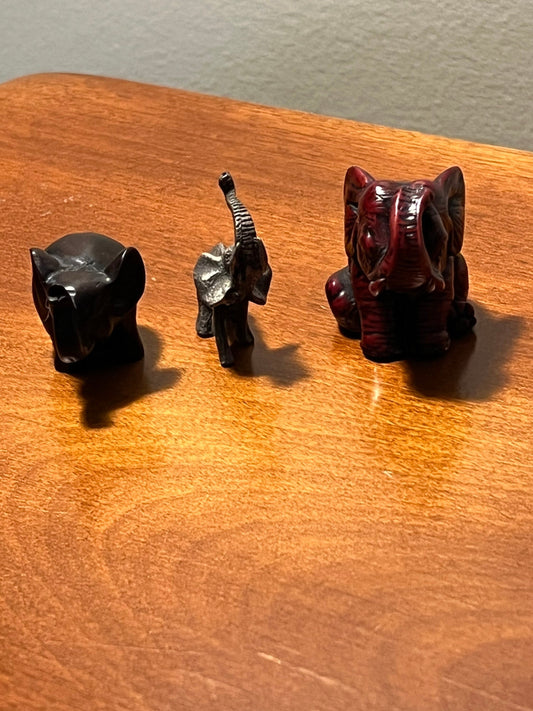 Vintage Trio of Elephants with trunk up Elephant Home Decor lucky Elephant Figurine Lover Antiques and Vintage