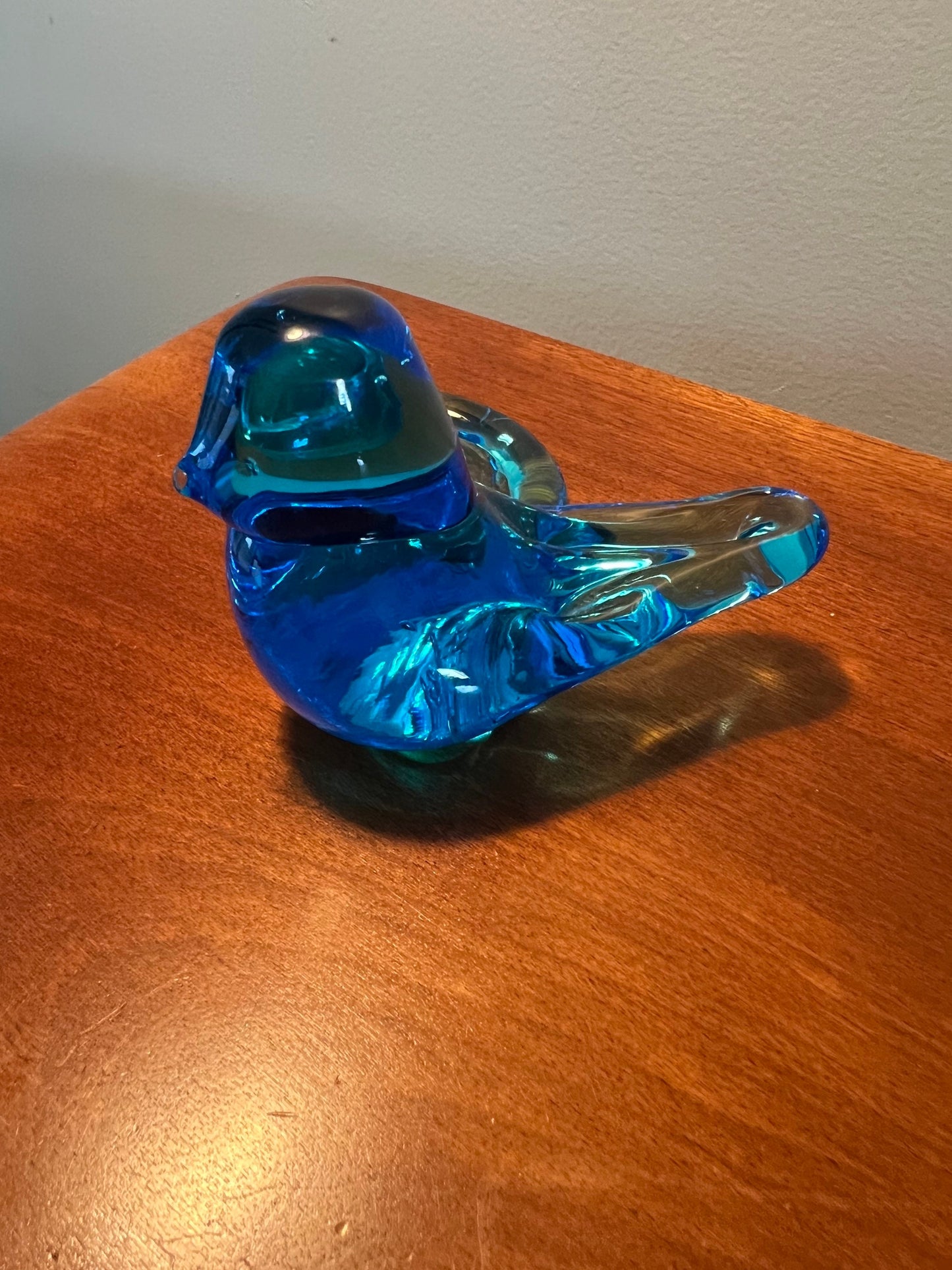 Vintage Bluebird of Happiness with bird bath signed Ron Ray 1995 Blue Art Glass hand blown collectibles