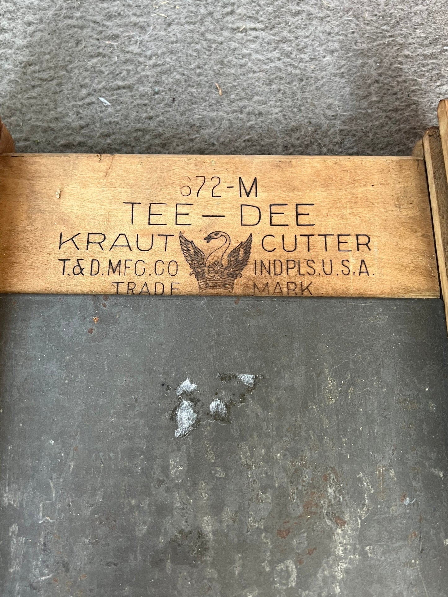 Tee-Dee wooden kraut cutter is marked 672-W T&D MFG Co. INDPLS, USA Vintage Wood Cut