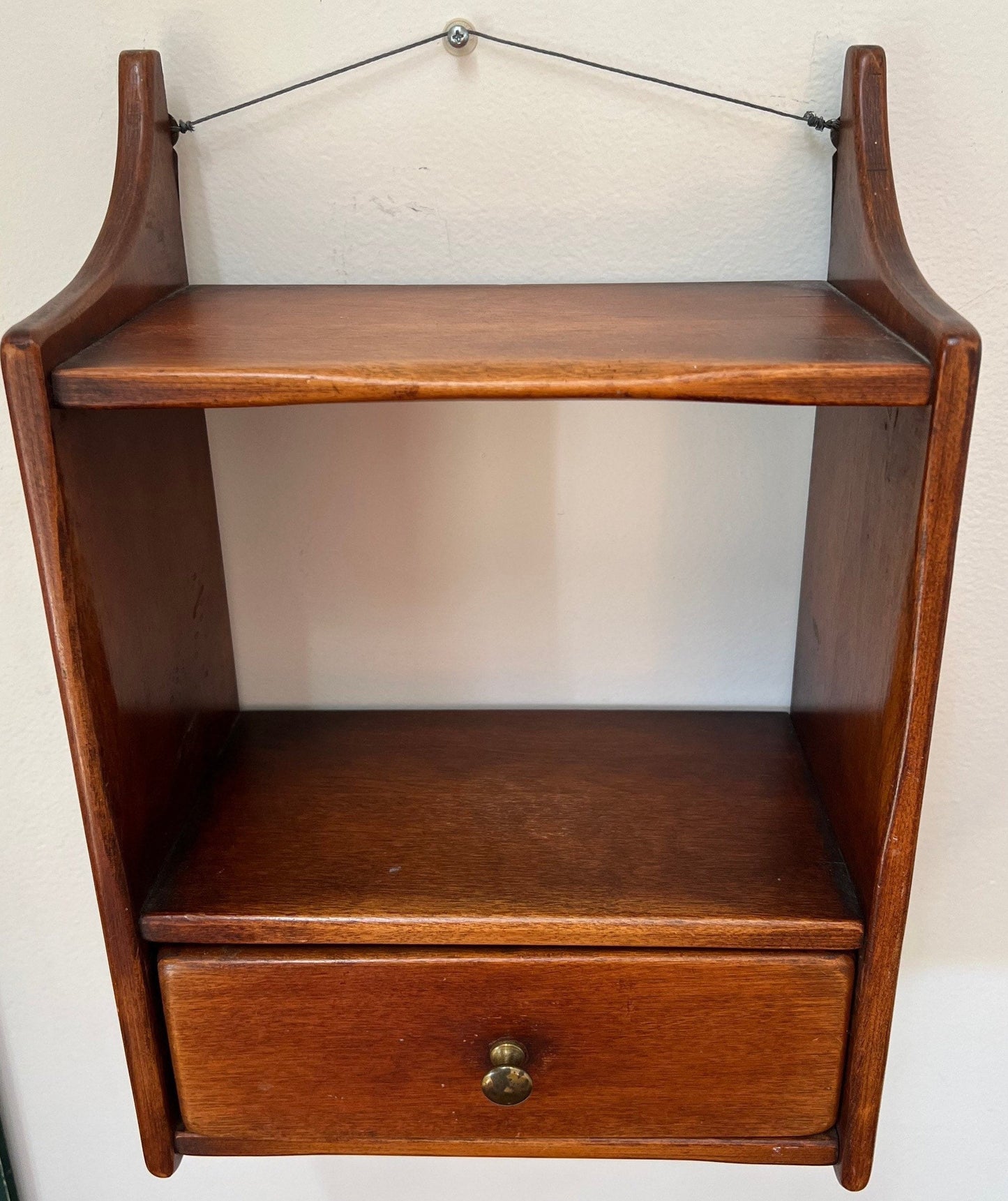 Cushman Colonial Creations Hanging Wall Shelf with Drawer No. 3-46 Rare beautiful vintage furniture!