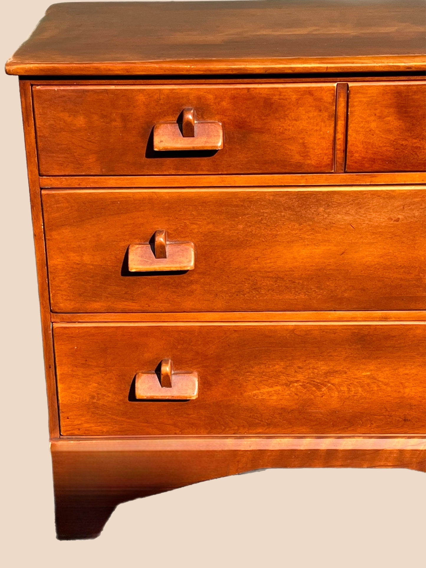 Cushman Colonial Creations Priscilla Alden Dresser No. 3053 Chest 3 drawers