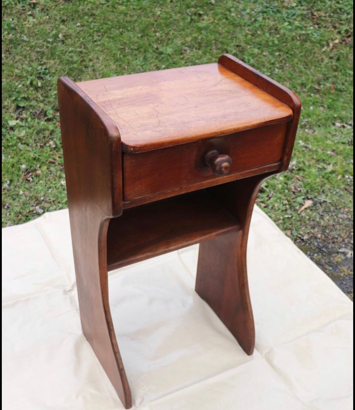 Cushman Colonial Creations Duxbury Night Table No. 5-162 only made 1935-36 night stand
