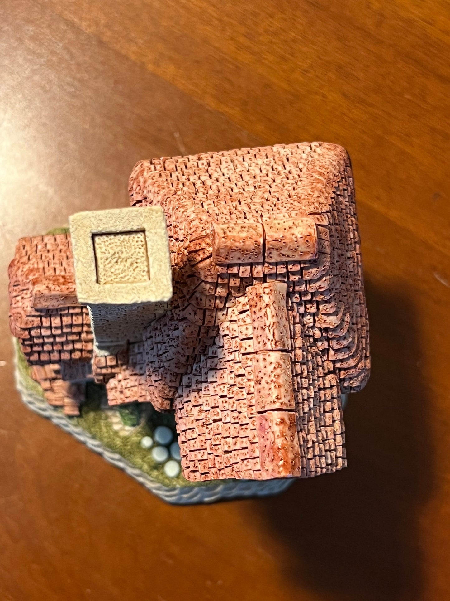 Tile Maker’s Cottage by David Winter Cottages handmade England hand painted by John Hine, LTD Great Britain 1999 Lover Antiques and Vintage